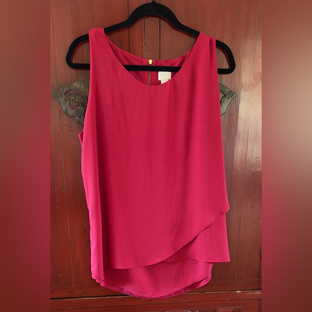 Chico’s Sleeveless Crepe Blouse Scoop-Neck Tiered Layer Red EUC